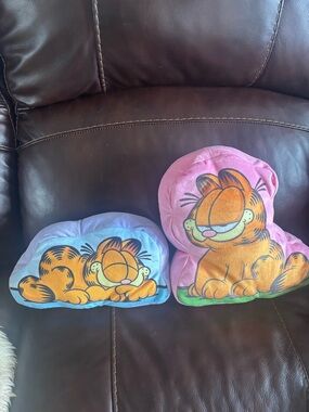 Garfield Plush Pillow Set - Pink & Light Blue